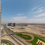 Fam Living - Nobles Tower Retreat With Stunning Meydan Views