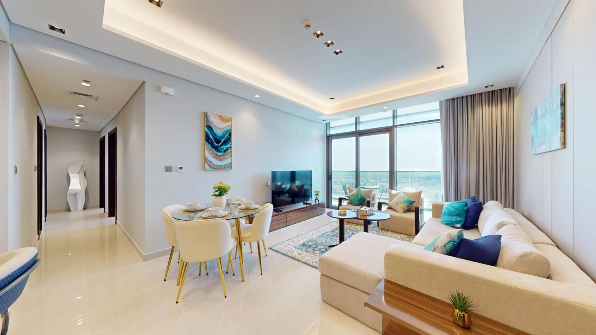 Fam Living - Nobles Tower Retreat With Stunning Meydan Views * Dubai